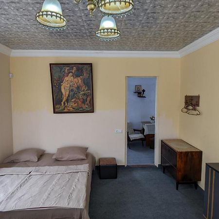 Mano'S Guest House Kobuleti Exterior foto
